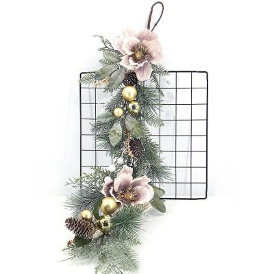 China Handmade Christmas Garland Flower Wedding Garland Christmas Decoration Outdoor Garland for sale