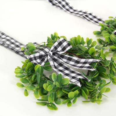 China Fashional special simple design 2 pieces a wonderful set wardrobe garland for home and daily decoration for sale