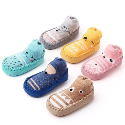 China Cartoon QUICK DRY Infant Everystep Fuzzy Baby Shoe Socks Indoor Floor Bangs Gray Bottom Socks Sole Non-Slip Leather for sale