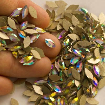 China Hot Fish Shape Flatback Factory Sale Nail Art Flat Back Crystal for sale