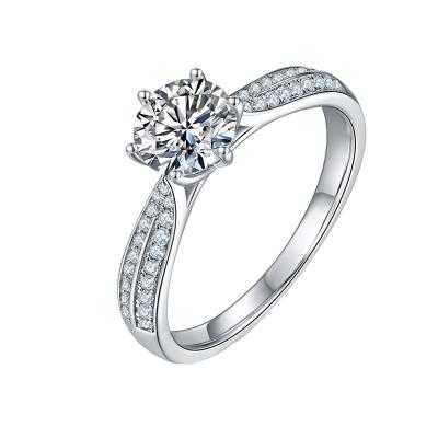 China Sterling Silver Moissanite Ring Valentine's Day Gift Cute Wedding Engagement Ring 925 for sale