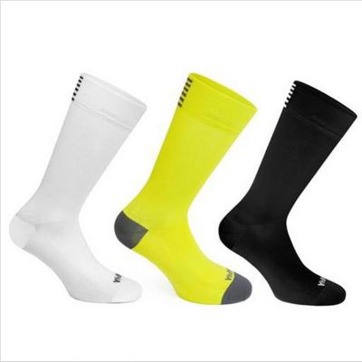 China Custom Logo Sport Socks Breathable Road QUICK DRY Bicycle Socks Outdoor Sports Packing Men's Soft Cycling Socks for sale