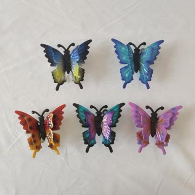 China Art Deco Metal Butterfly Wall Decor 3D Metal Colorful Hanging Double Wings Butterflies for Garden Yard Decoration for sale