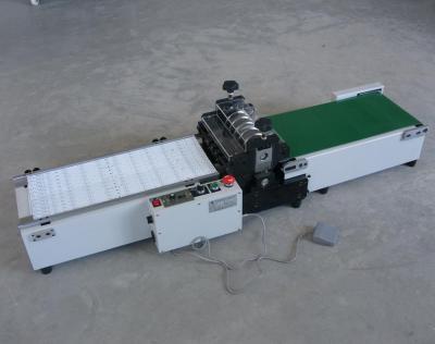 China Cut several strips in one stage high efficiency LED lamp strip cutting machine for sale