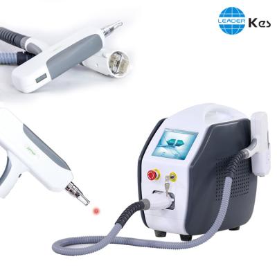 China Máquina de eliminación de tatuajes con láser Q-Switched ND YAG Máquina de peeling de carbono en venta