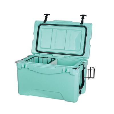 China Waterproof Outdoor Heavy Duty Rotomolding 35QT Cooler Box With SGS Certificate for sale