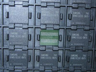 China De Spaander van geïntegreerde schakelingen K4M513233C-DN75 4M x x met 32 bits 4 Banken Mobiel SDRAM in 90FBGA Te koop