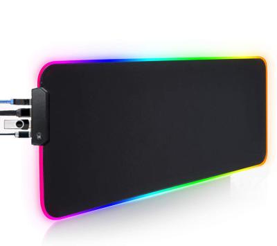 China Hot Selling HEATER Manufacturing Printed Non-slip Rubber Base RGB Gaming Mouse Pad With 4-Port USB Hub for sale