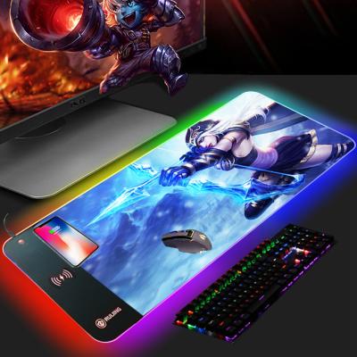 China HEATED Customize LOGO Larger Gaming 15W RGB Wireless Charging Mouse Pad for sale