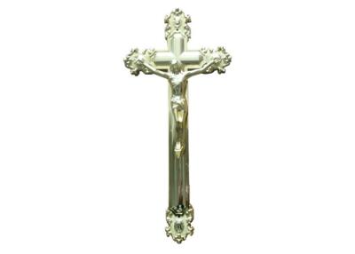 Chine Crucifix ornemental de cercueil de Jésus pour le × funèbre 20,8 cm de la taille 44,8 de couleur d'or à vendre