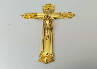 Chine crucifix funèbre ornemental en plastique d'or de 44.8×20.8cm à vendre