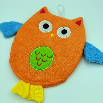 China EXFOLIATE Animal Bath Mitt Pet Bath Gloves Bath Sponge Mitt for sale