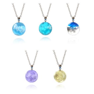 China FASHIONABLE Hot Selling Round Ball Transparent Moon Resin Blue Sky and White Cloud Necklace Valentine's Day Gifts for sale