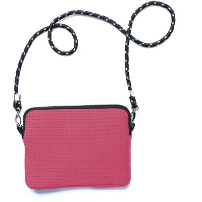 China Saco de Crossbody do neopreno/sacola de ombro pequenos com bolso interior e as correias ajustáveis à venda