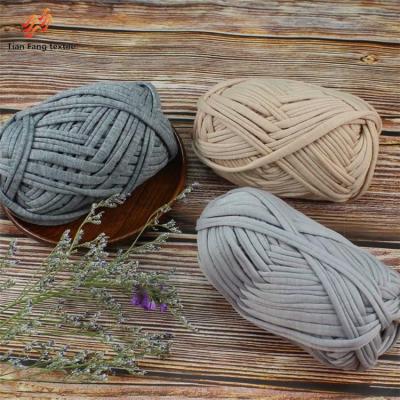 China Newest Hot Selling 100% Cotton Spaghetti Yarn T-shirt Yarn Polyester Hand Knitting Hand Knitting for sale