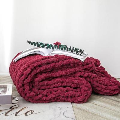 China Home Super Warm Chenille Blanket Soft Weighted Polyester 2CM Crochet Knit DIY Handmade Giant Blanket Home for sale