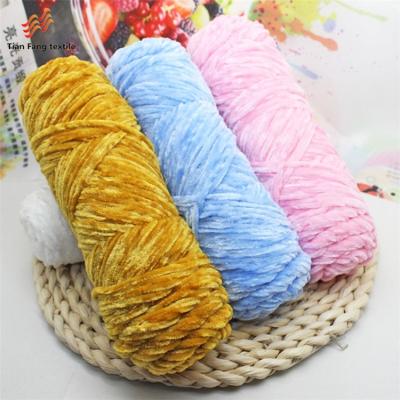 China Viable New Style Chenille T-shirt Crochet Yarn Polyester Filament Fancy Yarn DTY High Density Super Soft Bulky Yarn for sale