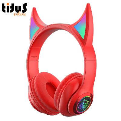 China STN29 HD Voice Noise Reduction RGB Comfortable Wearing High Quality Earphone Breathing Comfortable LED Headset To Use Earphone For Girls for sale