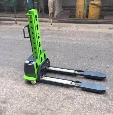 China Good quality Auto lift semi electric stacker made in China 500kg for sale