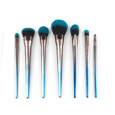 China Wholesale 7pcs Beauty Soft Gradient Blue Hair Handle Make Up Brushes Popular Color Cosmetic Pad Brush OEM/ODM for sale