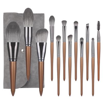 China Angular Blush New Arrival 12pcs Brochas Para Maquillaje Wooden Handle Professional Makeup Set Brush OEM for sale