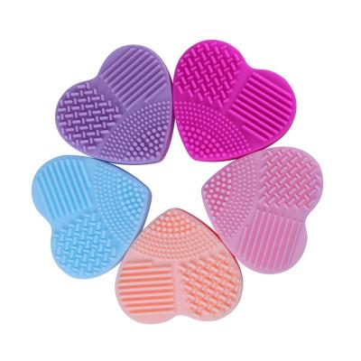 China 2020 Cosmetic Makeup Brush Remover Silicone Soft Touching Heart Shape Cleanser Brushegg Made in China for sale