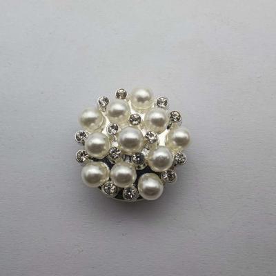 China Viable Custom Venetian Fancy Pearl Leg Rhinestone Flower Shiny Crystal Button for sale