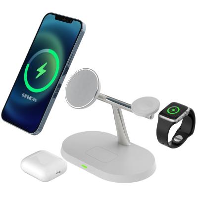 China Magnetic Three-in-one Type-C Wireless Charging Station Qi 3In1Wireless Charger 15w Magnetic Wireless Charger Fast Charging With For Iphone 12 Airpods Radio Charger for sale