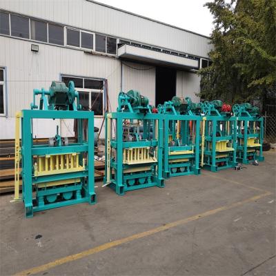 China Building Material Stores Shengya Small Concrete Machinery QTJ4-40 Hollow Block Paving Block Making Machine Popular In Africa for sale