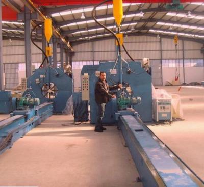 China 16m Length Autotmatic Welding Light Pole Production Line 4KW AC Motor for sale