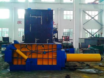 China Asphaltieren Sie hydraulischen Druck der Ballenpreßmaschine 250Ton, Schrott Emballierungsmaschine zu verkaufen