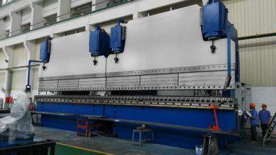 China Tandempresse-Bremsmaschine der presse-1300T der Bremse4m CNCTandem mit Formwerkzeug-Werkzeug zu verkaufen