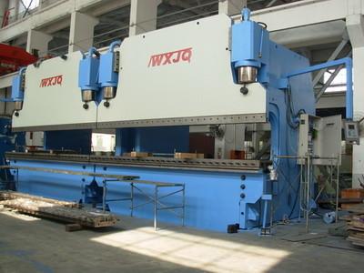 China 14M Length CNC-hydraulische Tandempresse-Bremse Max. Stroke 150 - 500 Millimeter zu verkaufen