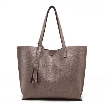 China Fashion Women Fashion Shoulder Bags Genuine Leather Cheap Tassel Tote Bag for sale