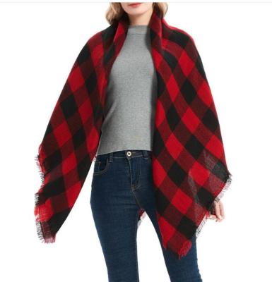 China Warm Soft Buffalo Plaid Blanket Throw Blanket Chunky Large Blanket Wrap Shawl Women Tassel Everyday Classic Plaid Scarf for sale