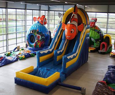 China Niños gorila inflable del patio, diapositiva del OEM y casa inflables de la despedida en venta