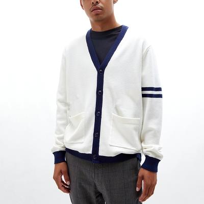 China Retro Contrast Anti Shrinkage Design Mens Ribbed Trim Cardigan Knit Sweater With Two Patch Pockets for sale