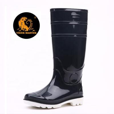 China Lightweight Waterproof PVC Waterproof Slip Resistant Shiny Rain Boots For Men for sale