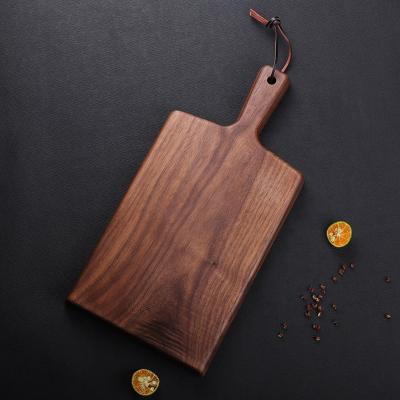 China Yieryi High Quality Sustainable Customized Natural Size Walnut Cheese Board Cutting Board for sale