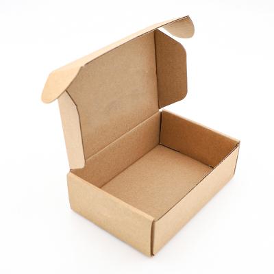 China Recyclable Personalized Black Black Lash Packaging Garment Boxes Airplane Card Board Gift Envelope Pizza Brown for sale