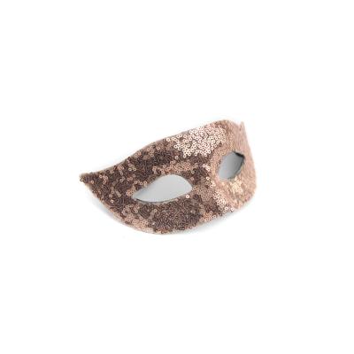 China Environmental friendly factory direct sequin fabric mask for sale