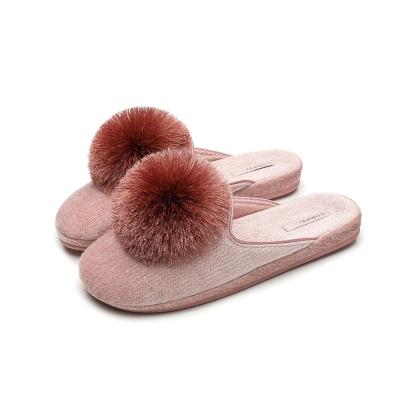 China Fashion Lightweight Wholesale Chenille Material Slippers With For Women for sale