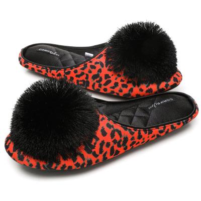 China Wholesale Fashion Bedroom Comfortable Slip On Shoes Breathable With Pom Pom Slippers For Women for sale