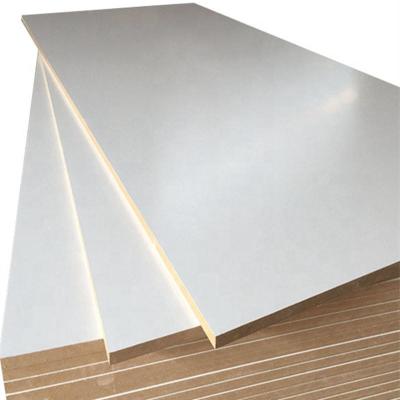 China 680-830KG/M3 Density Wood Fiber 16mm 19mm White Texture Melamine Mdf for Kitchen Cabinet for sale