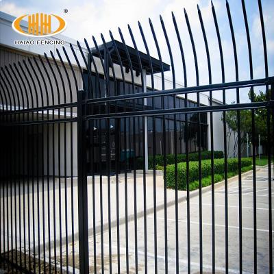 China Easily Assembled Cheap Metal Fence Panels Fencing Around Swimming Pools for sale