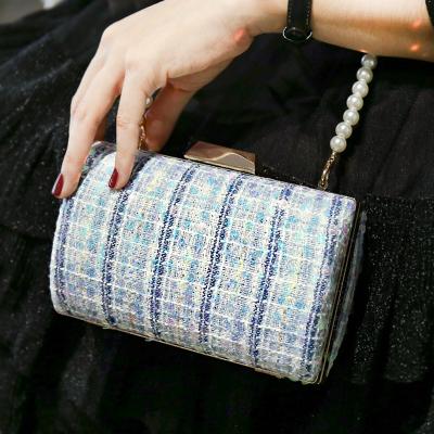 China Handmade Soft / Fashionable Glitter Grid Party Girls Design Beaded Cotton Canvas Evening Clutch Bag for sale