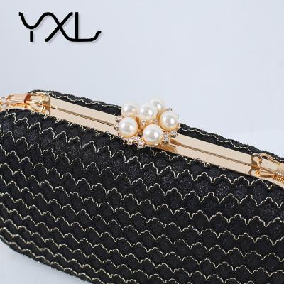 China Handmade / Fashion Glitter Pearl Keyhole Cross - Body Embroidered Black Evening Clutch Bag For Women for sale