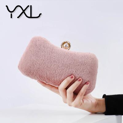 China Handmade Luxury Faux Fur Crossbody Evening Clutch Bag / New Glitter Body for sale