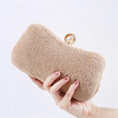 China Handmade / Glitter Colorful Faux Fur Artificial Fur Evening Clutch Bag Women Elegant Soft Hand Clutch for sale