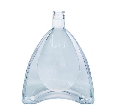 China 1500ml Extra Flint Recyclable Glass Beverage Bottles With Triangular Shape Body And Arc Bottom for sale